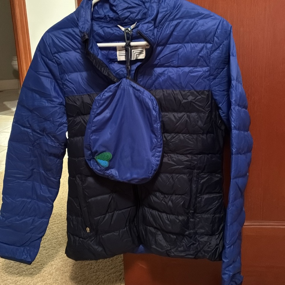 Tory Sport Color Block Lightweight Down Puffer Jacket, packable. Small. Blue.